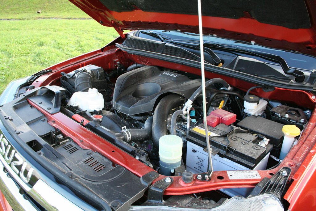 Mobile Isuzu Mechanic Salford : Isuzu Mechanic Salford : Search For Isuzu Mechanics In Salford : Isuzu Garage Repairs Salford : Isuzu Specialists Salford 